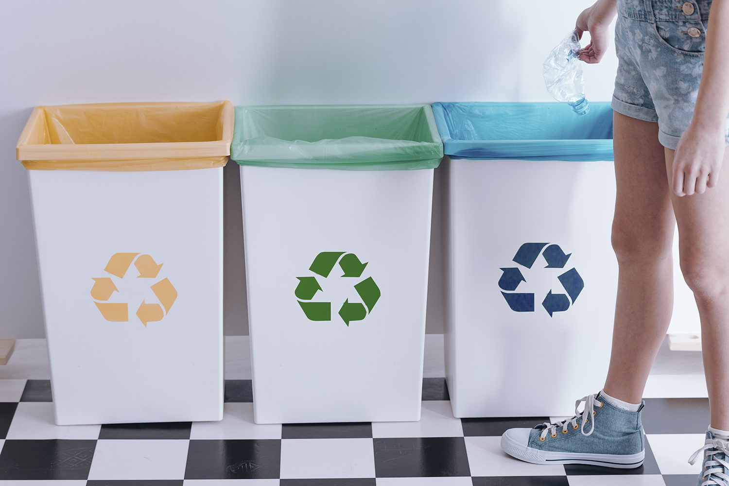 Suuria eroja kuntien jätemaksuissa – jätehuoltoyhteistyö laskee kustannuksia